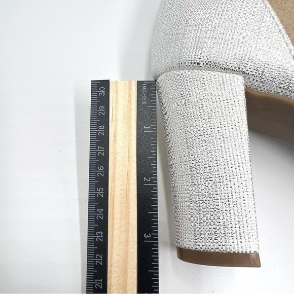 Life Stride Womens Size 9 Silver White Open Toe Dress Sandals Heels Shoes - Picture 12 of 12